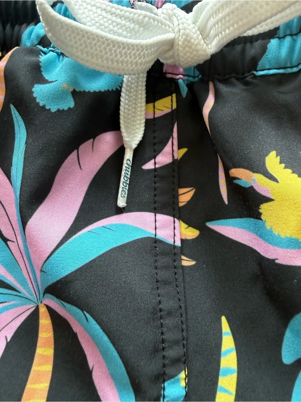 chubbies Boys Black Light Nights Swim Trunks Lined Drawstring Pocket Sz M 10/12